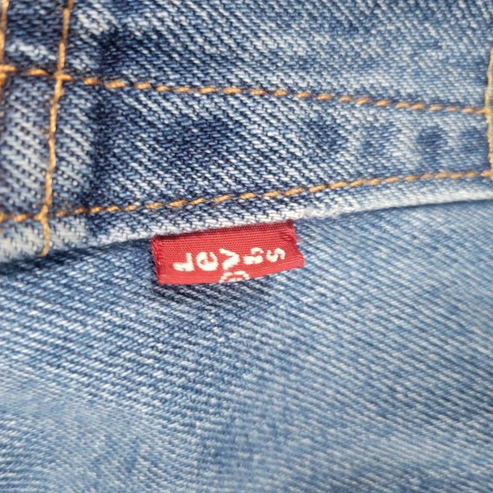Levis levi 550